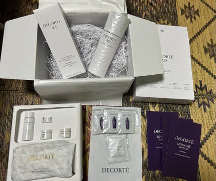 AQ アブソリュート エマルジョン マイクロラディアンス Ⅱ/DECORTÉ/乳液を使ったクチコミ(1枚目)