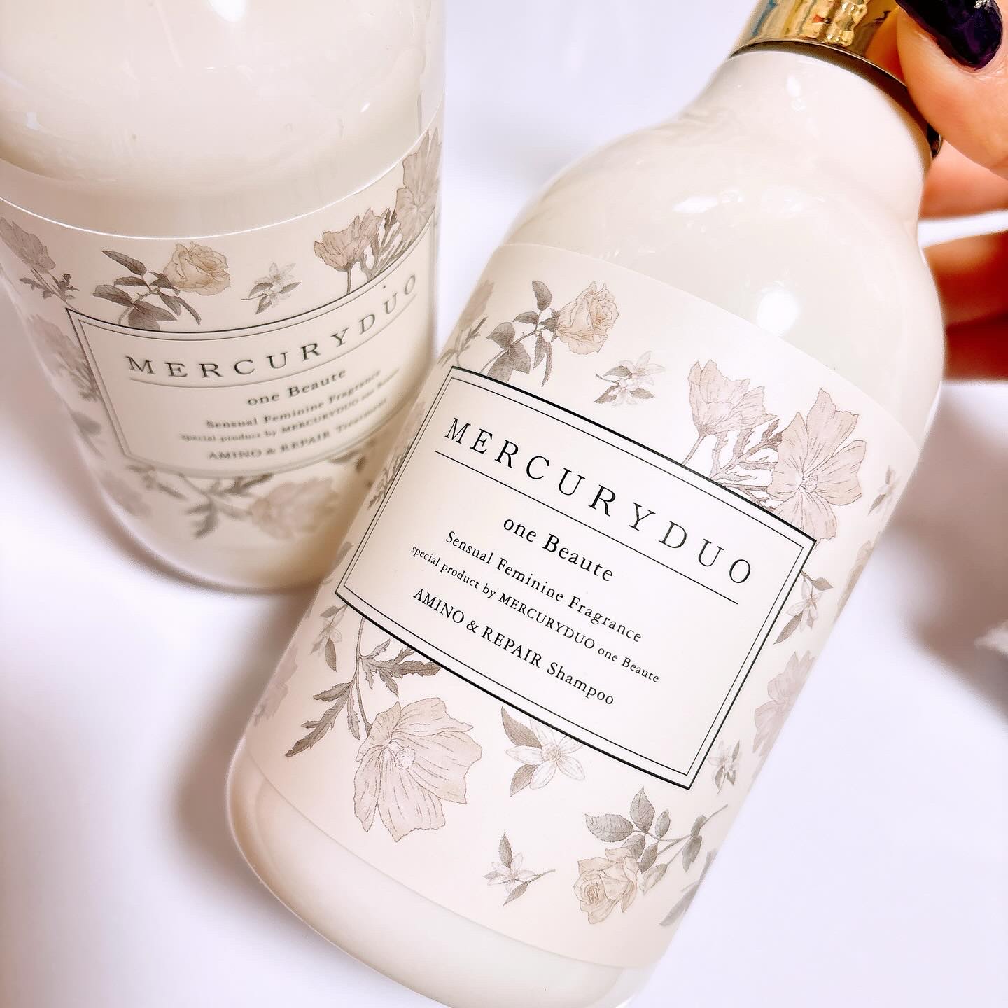 フレグランスシャンプー&ウォータートリートメント スパークリングフローラルの香り/MERCURYDUO/市販シャンプーを使ったクチコミ（2枚目）