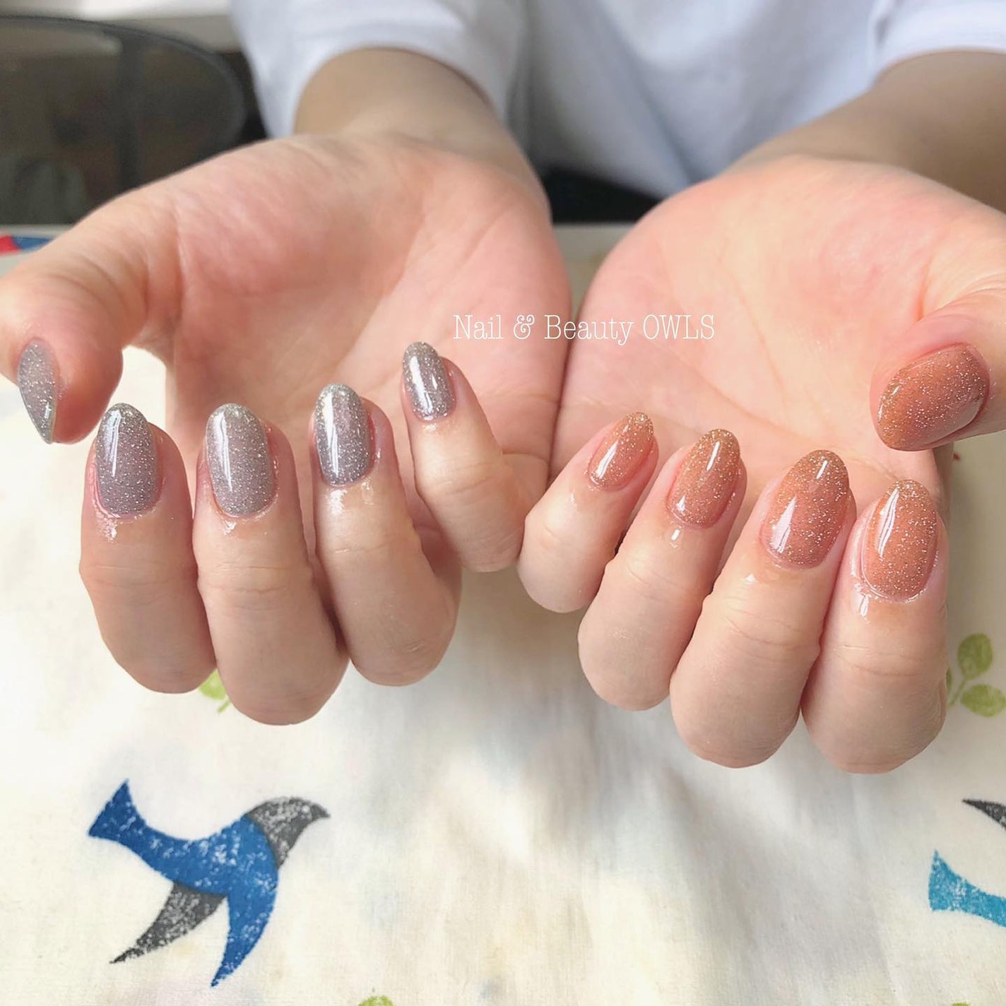 ぴよこれいと あうるす on LIPS 「ICEジェルのフラッシュジェルシリーズから2色を使って左右別々..」(3枚目)