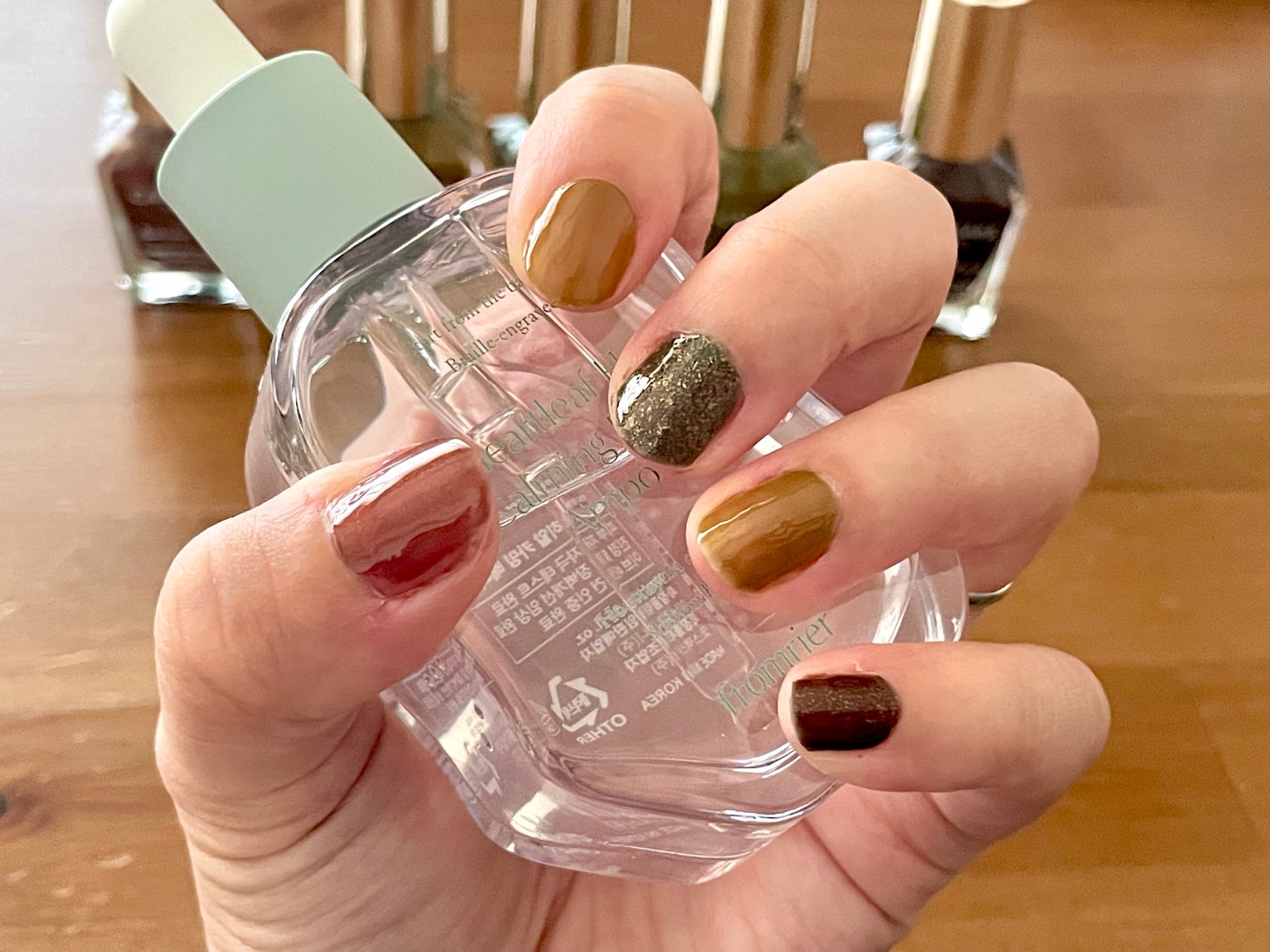 カラフルネイルズ/キャンメイク/マニキュアを使ったクチコミ(6枚目)