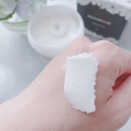 メディケイテッド ホワイトニングジェル/more beloved/バスト・ヒップケアを使ったクチコミ(4枚目)