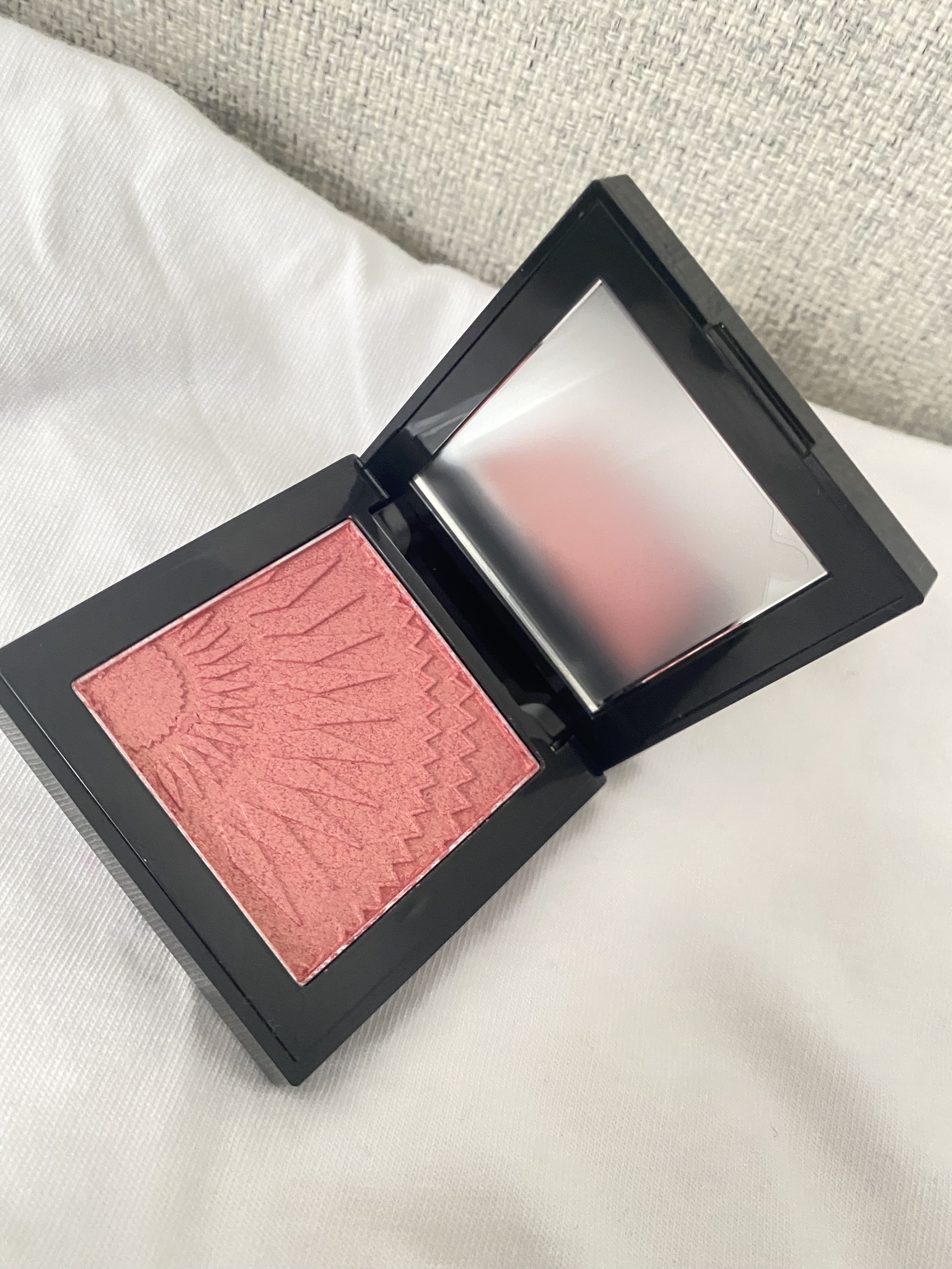 薄霧錦紗 単色チーク/ZEESEA/パウダーチークを使ったクチコミ（1枚目）