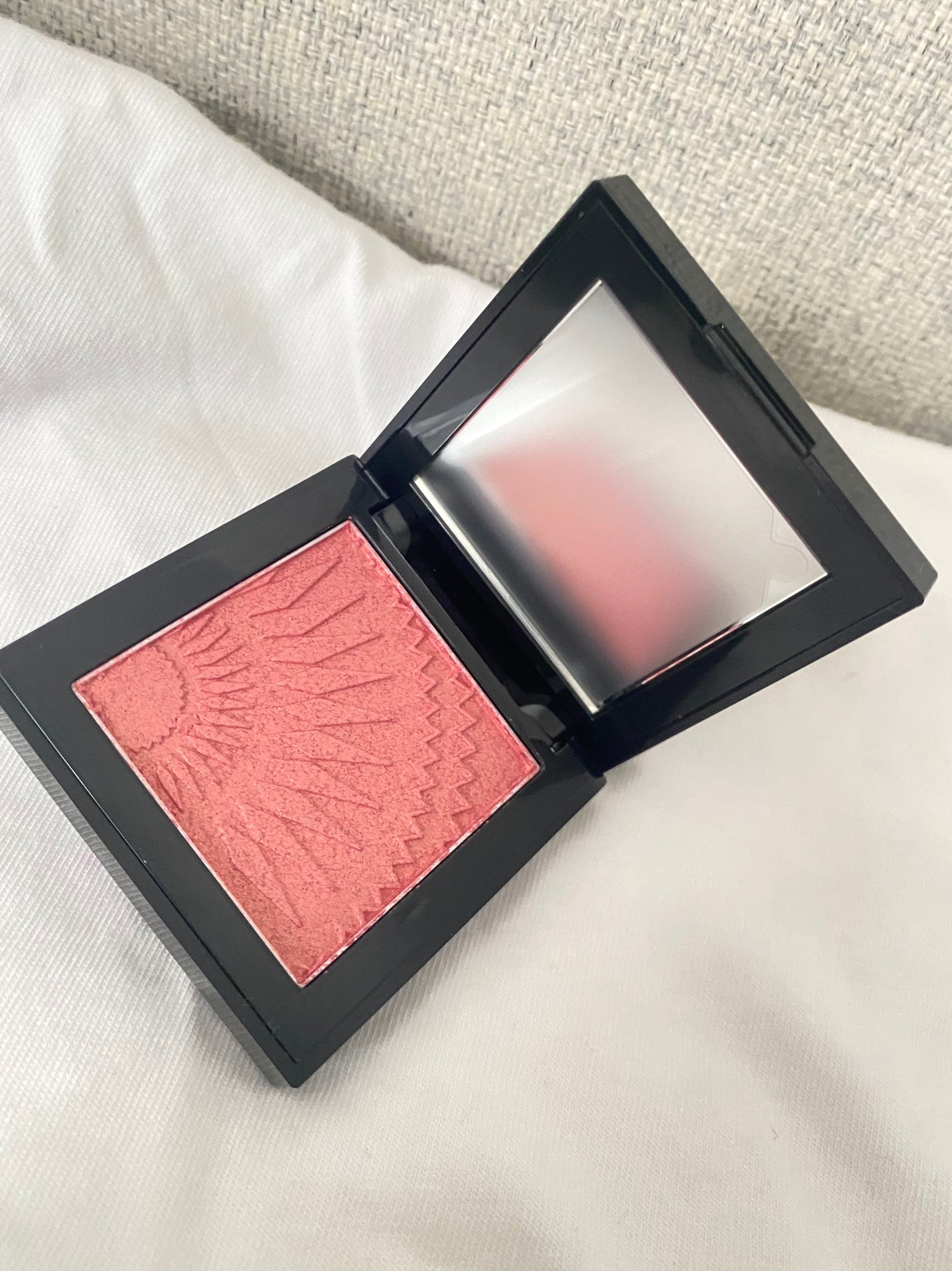 薄霧錦紗 単色チーク/ZEESEA/パウダーチークを使ったクチコミ(1枚目)