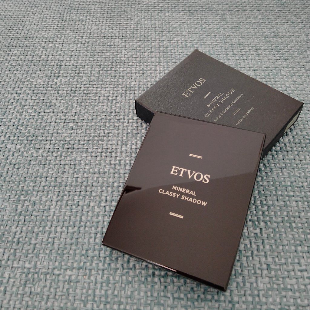ミネラルクラッシィシャドー/エトヴォス/アイシャドウパレットを使ったクチコミ（3枚目）
