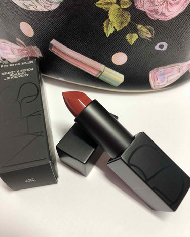 オーデイシャスリップスティック/NARS/口紅を使ったクチコミ（2枚目）