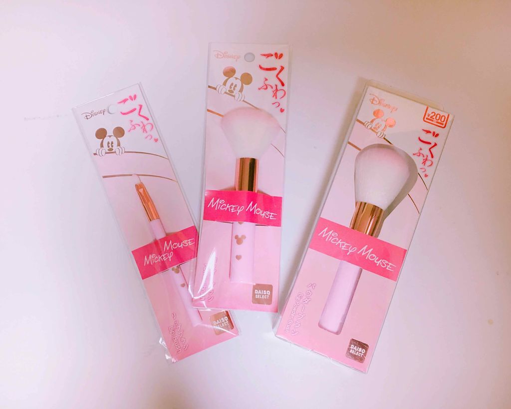 春姫 ファンデーションブラシ/DAISO/メイクブラシを使ったクチコミ(3枚目)