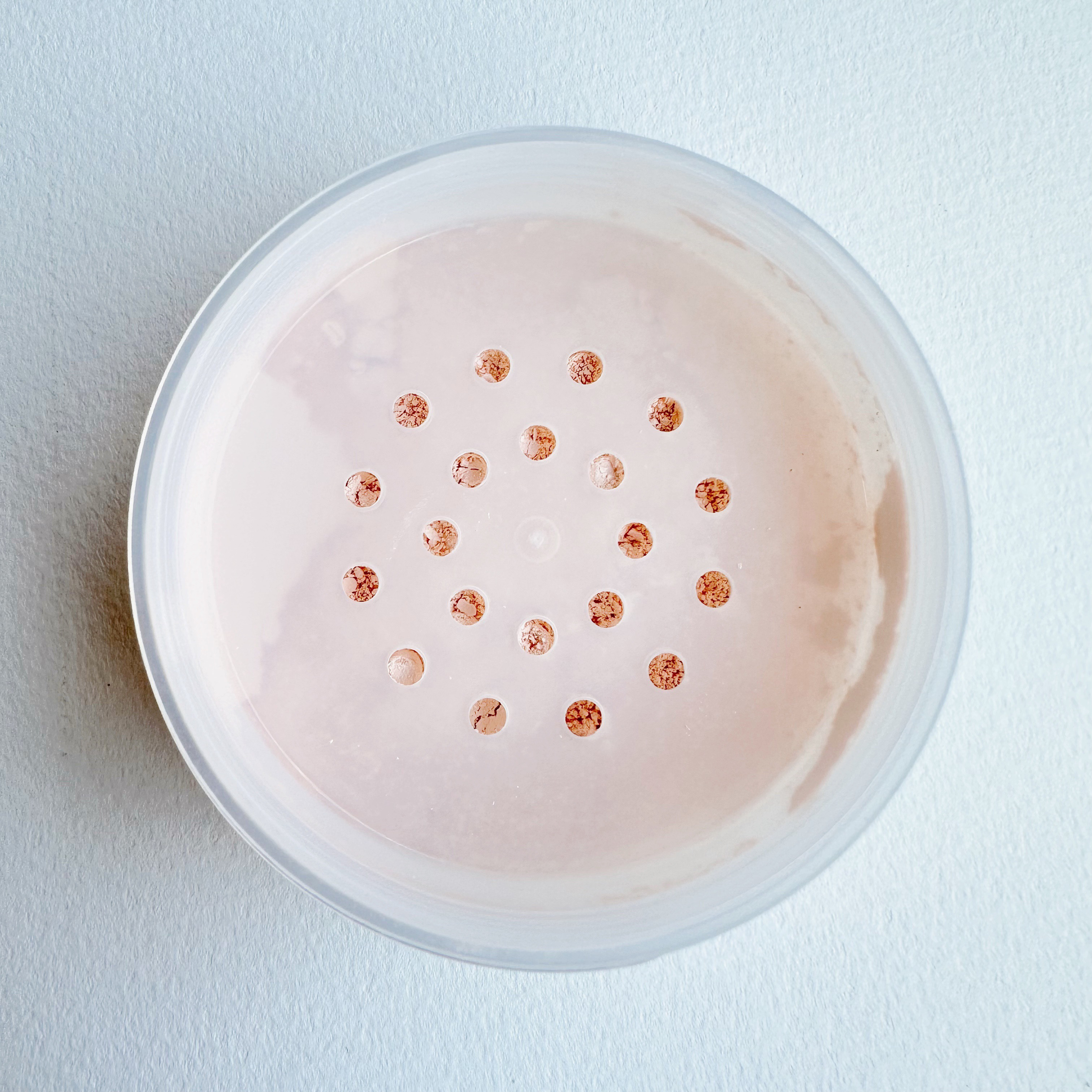 ミネラルUVパウダー/エトヴォス/ルースパウダーを使ったクチコミ（3枚目）