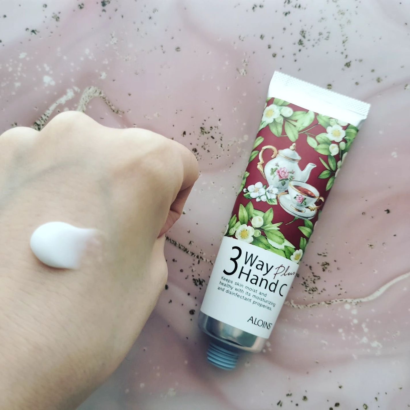 ハンドクリームプラス /3ウェイ/ハンドクリームを使ったクチコミ(4枚目)