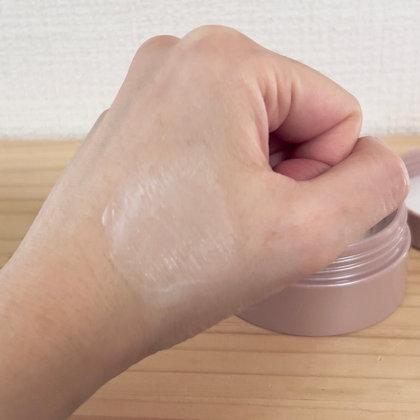 8x4 デオドラントパテ【医薬部外品】/8x4/デオドラント・制汗剤を使ったクチコミ(3枚目)