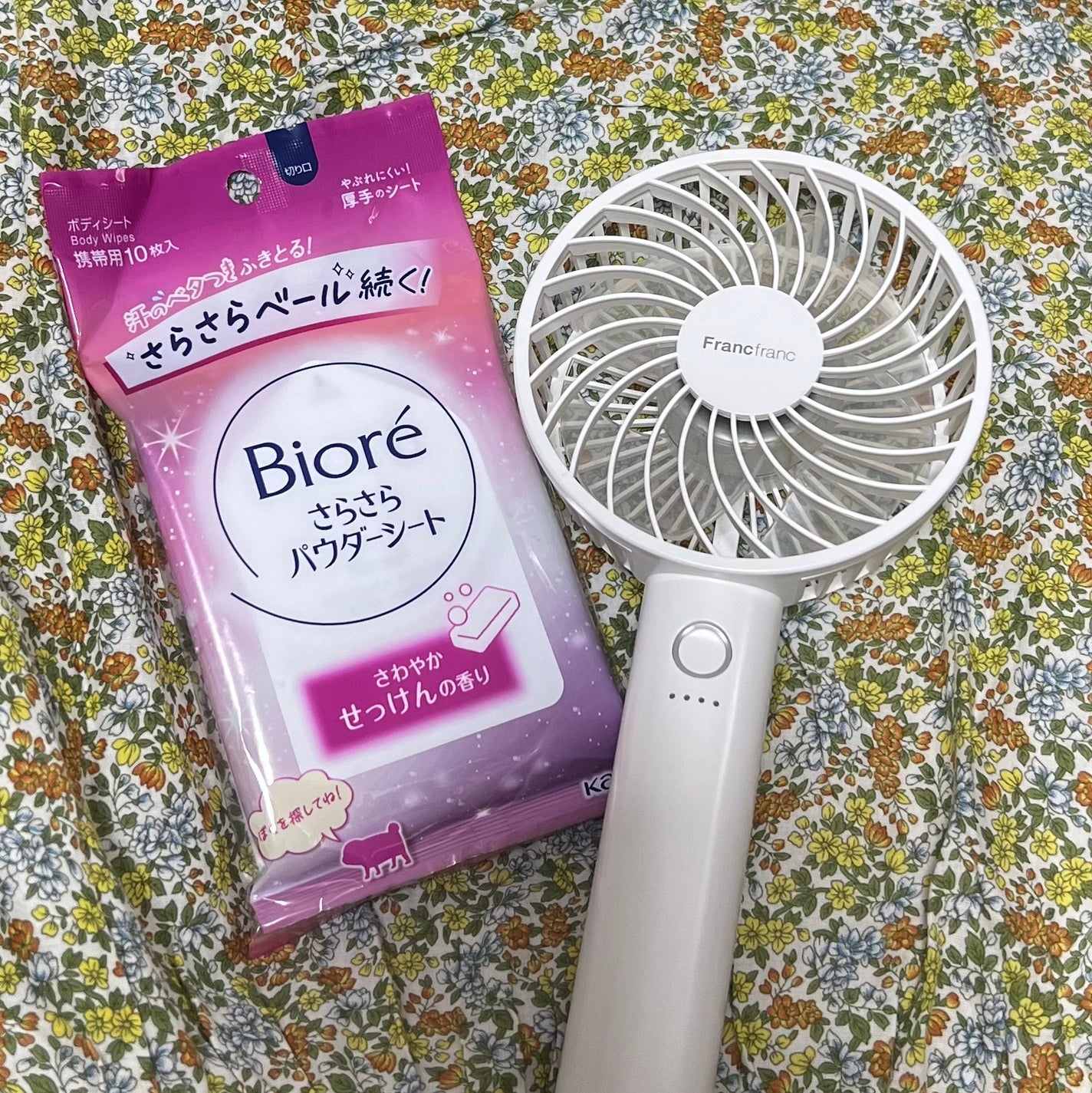 さらさらパウダーシート さわやかせっけんの香り/ビオレ/ボディシートを使ったクチコミ(1枚目)