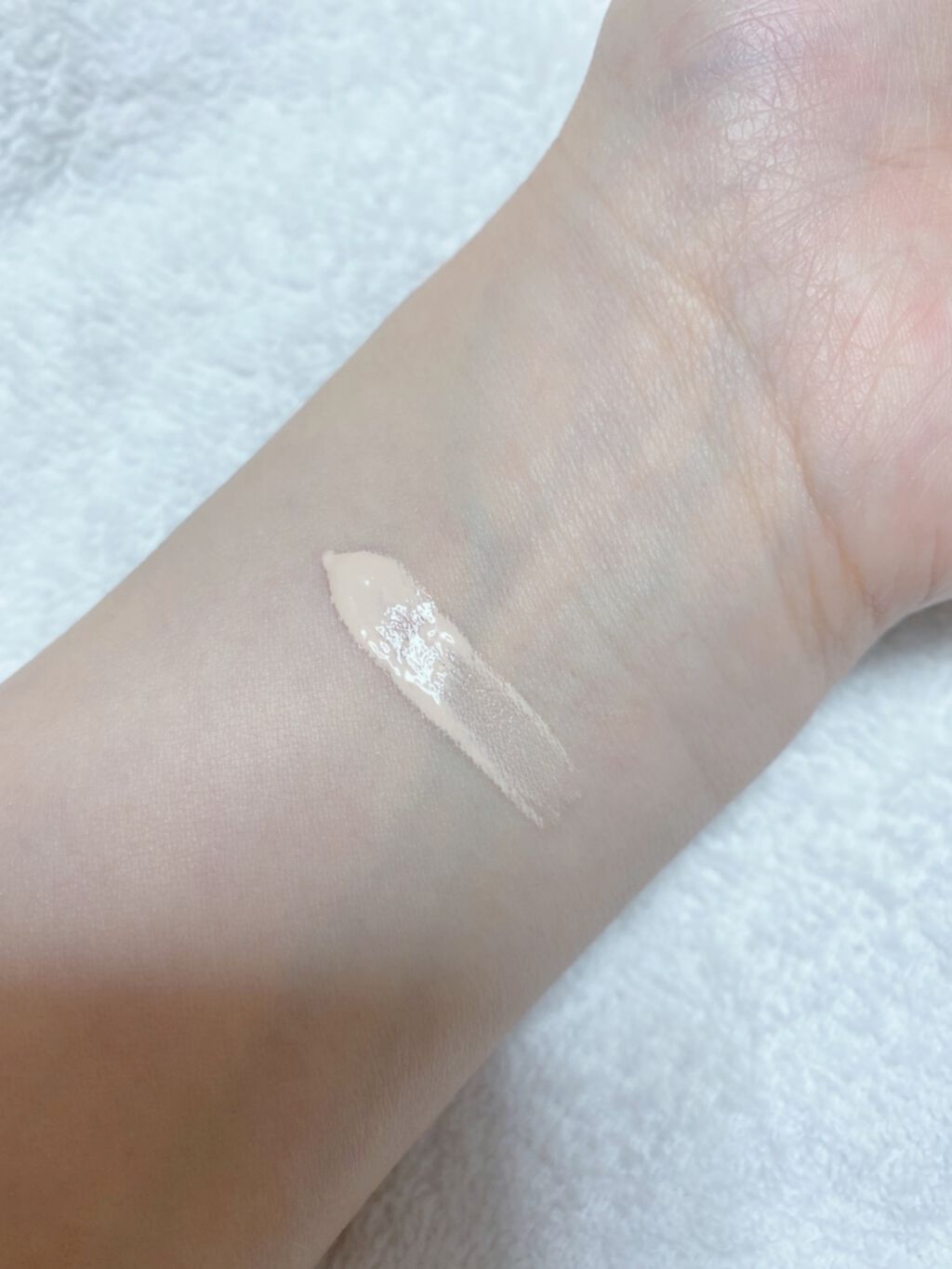 エモーションプルーフ アイ プライマー/TOM FORD BEAUTY/アイシャドウベースを使ったクチコミ（3枚目）