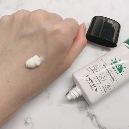 TRUECICA アクアカーミング日焼け止め/SOME BY MI/日焼け止めクリームを使ったクチコミ(2枚目)