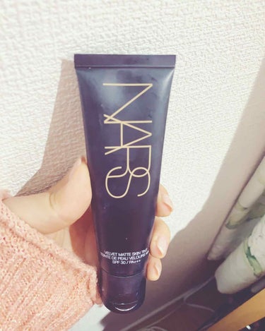 ベルベットマットスキンティント SPF30／PA+++/NARS/リキッドファンデーションを使ったクチコミ（2枚目）