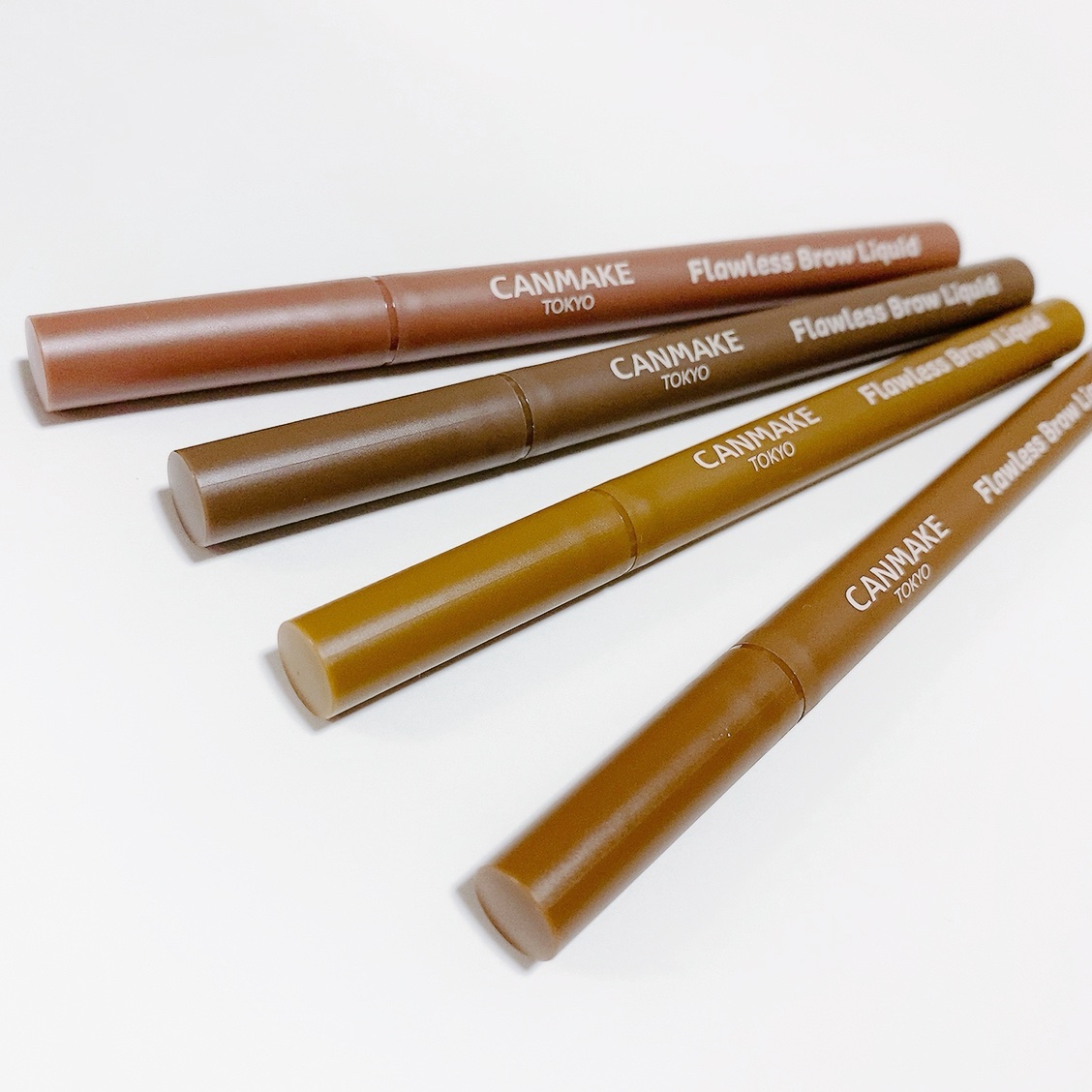 フローレスブロウリキッド 02 シトロンブラウン/キャンメイク/リキッドアイブロウを使ったクチコミ（3枚目）