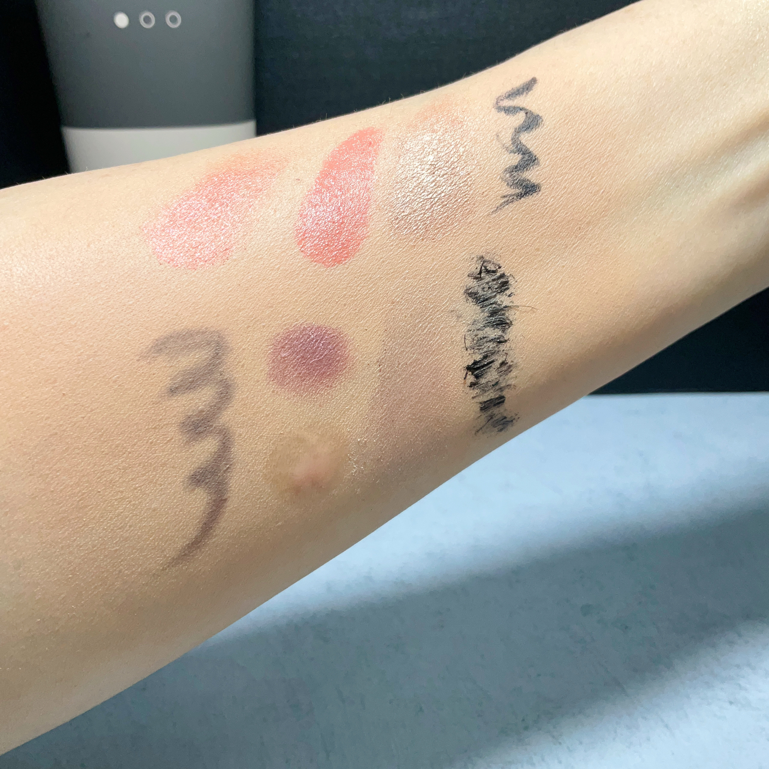 ブラックジェルクレンジング/.akaran/クレンジングジェルを使ったクチコミ（3枚目）