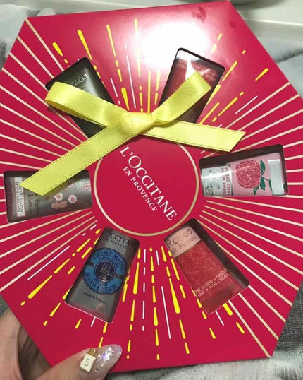 ローズ ベルベットハンド&ネイルクリーム/L'OCCITANE/ハンドクリームを使ったクチコミ(4枚目)