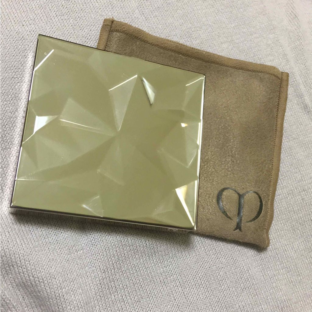 クレ・ド・ポー ボーテ レオスールデクラ/クレ・ド・ポー ボーテ/パウダーハイライトを使ったクチコミ（2枚目）