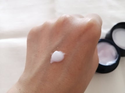 ミッドナイトモイスチャライザー<秋冬>/アテニア/フェイスクリームを使ったクチコミ(4枚目)