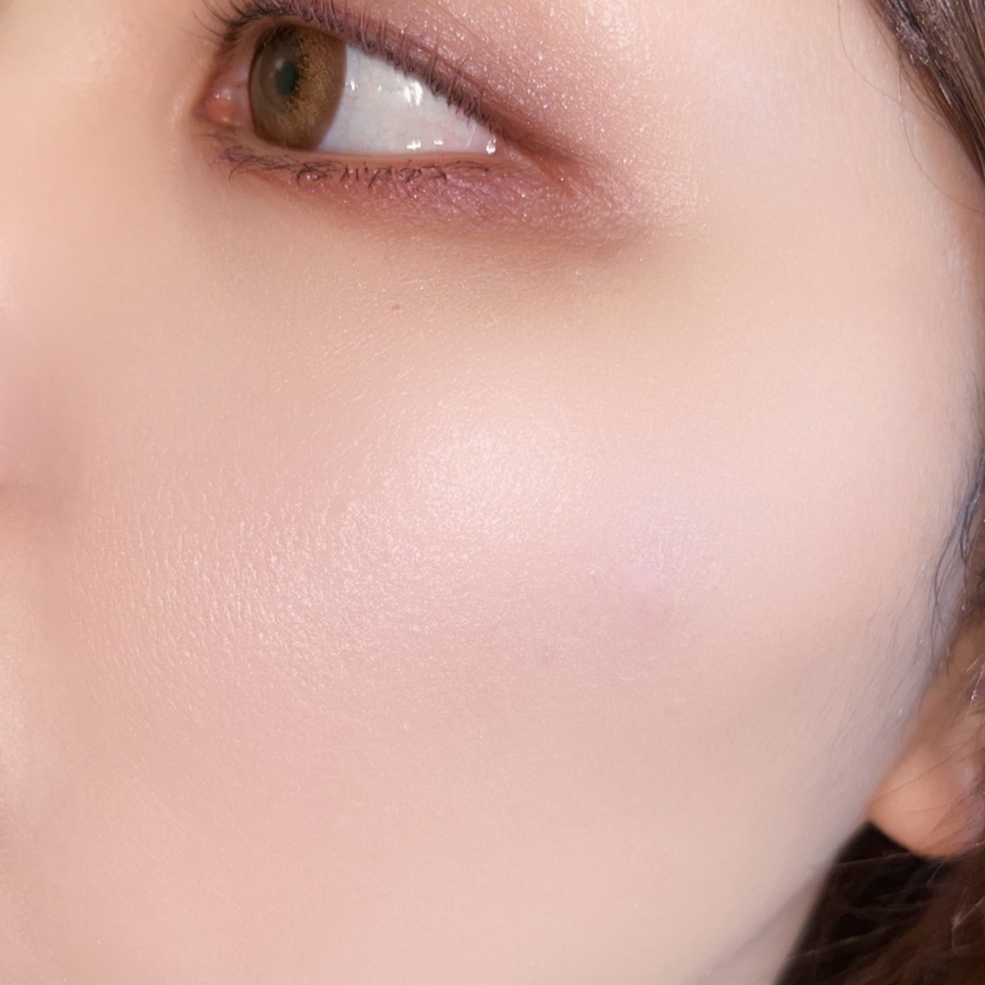 ル・レオスールデクラ /クレ・ド・ポー ボーテ/パウダーハイライトを使ったクチコミ(5枚目)