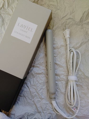 LAVIEL ヘアアイロン LAVIEL LIGHT ストレートアイロン（LV-LT-SI）♥

シンプルでスタイリッシュなデザインと 色が少しグリーンがプラスされたライトグレーなのがオシャレ

 10