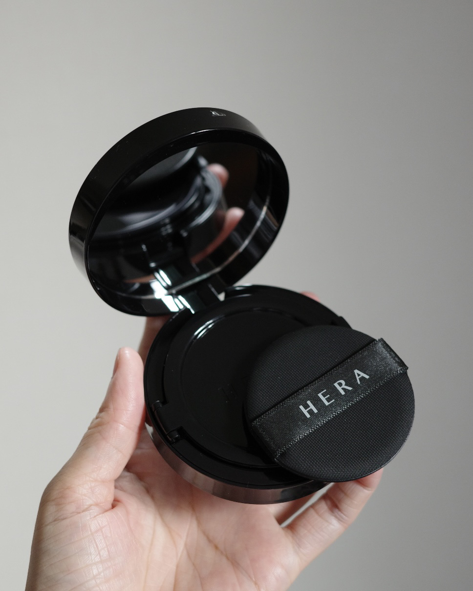 ブラック クッション/HERA/クッションファンデーションを使ったクチコミ（2枚目）