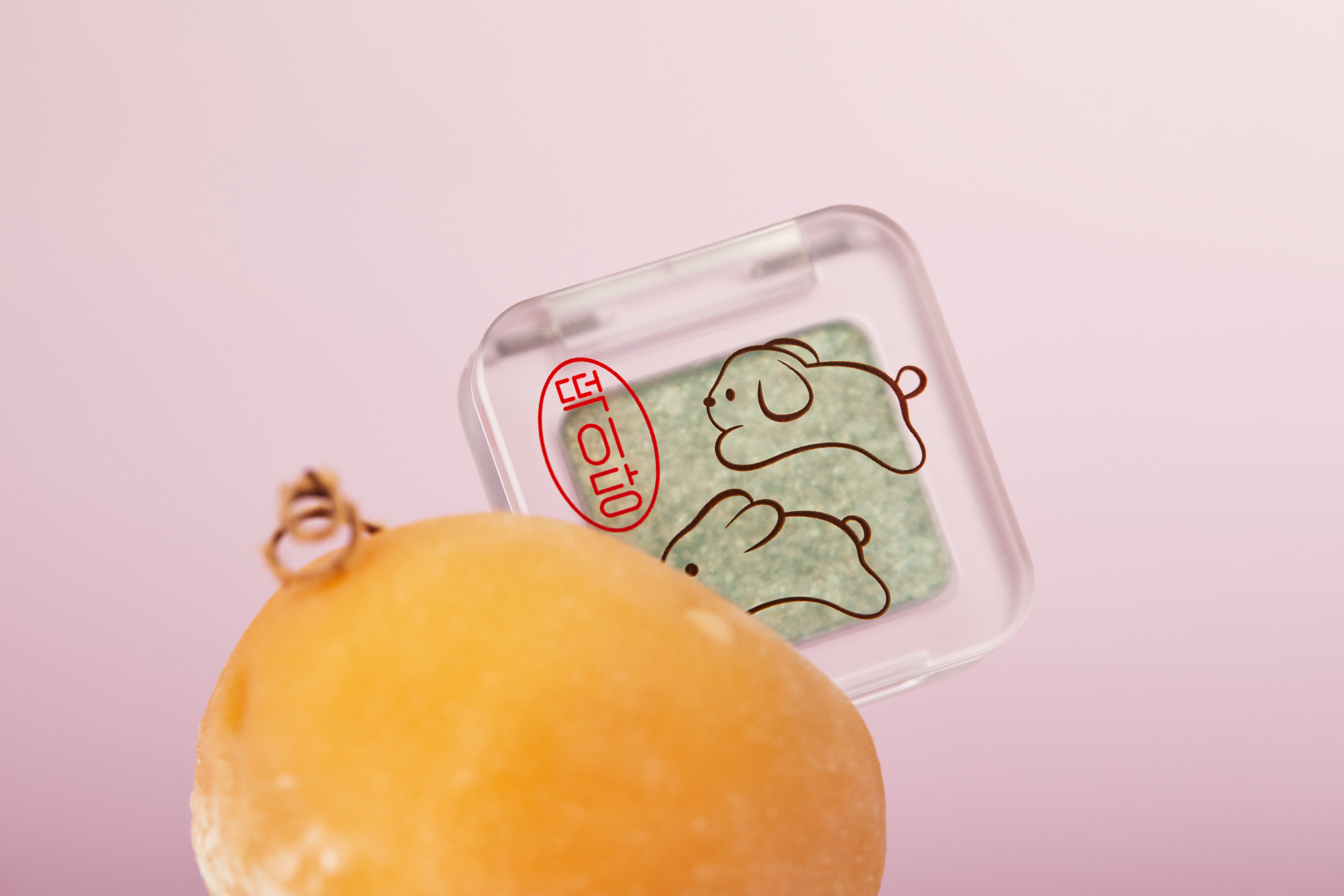 オール テイク ムード パレット(24AD)/PERIPERA/アイシャドウパレットを使ったクチコミ（3枚目）