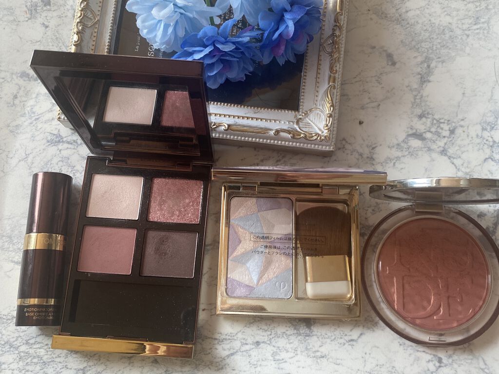 ディオールスキン ミネラル ヌード ルミナイザー パウダー ＜サマー デューン＞ 002 ピーチ デューン（生産終了）/Dior/プレストパウダーを使ったクチコミ（1枚目）