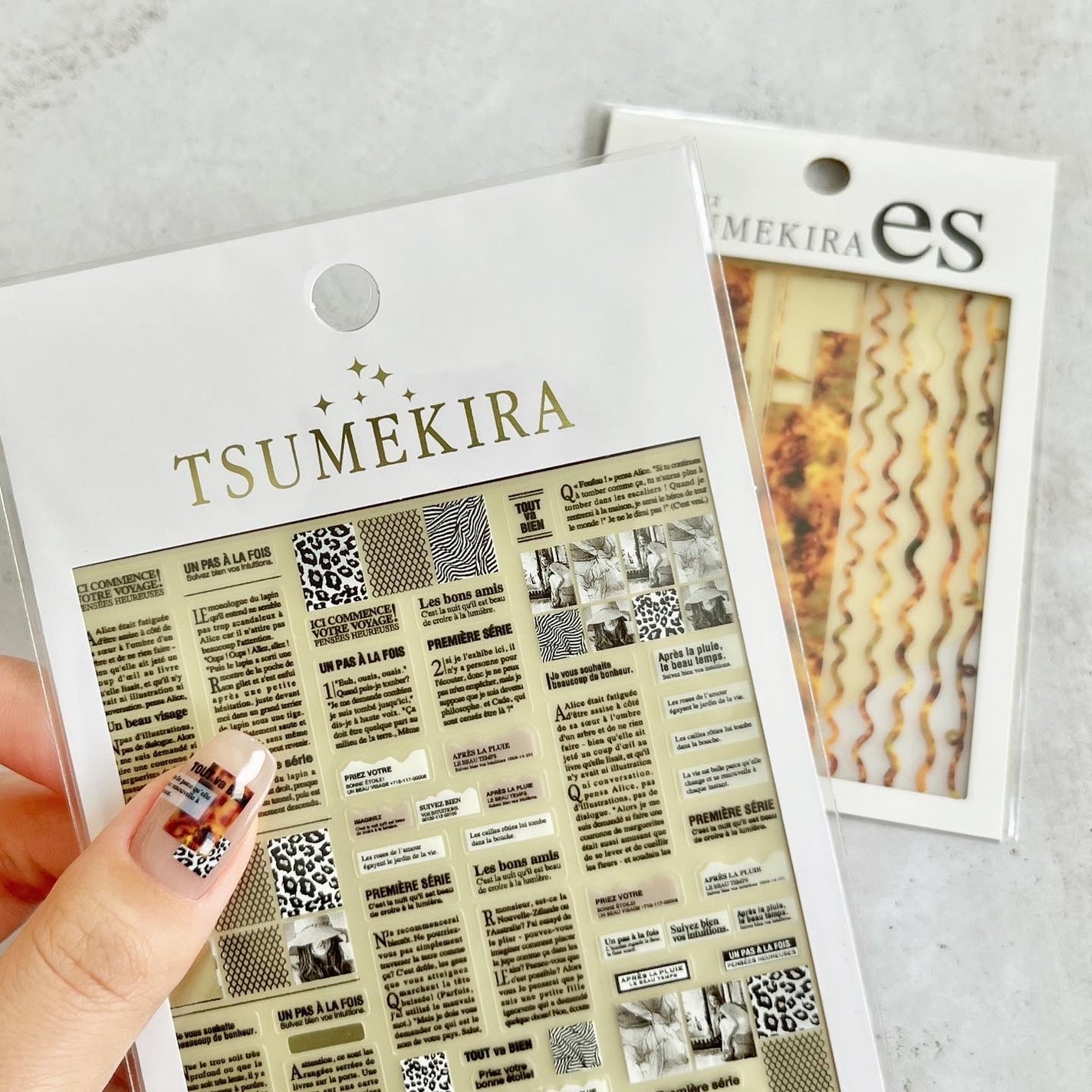 Haru on LIPS 「秋ネイルと言えばべっ甲!シールを使えばもやもや苦手さんでも簡単..」(3枚目)