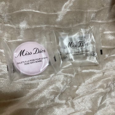ミス ディオール ローズ バスボム/Dior/入浴剤を使ったクチコミ（2枚目）