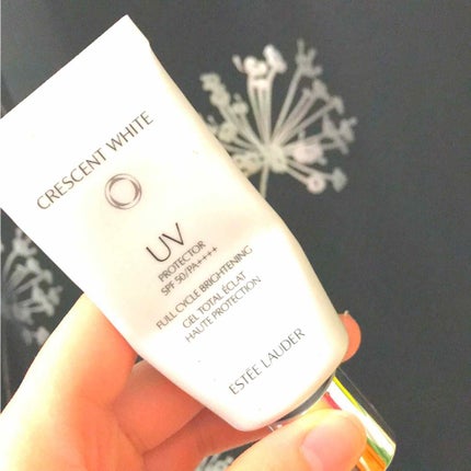 クレッセント ホワイト UV プロテクター/ESTEE LAUDER/日焼け止め・UVケアを使ったクチコミ(1枚目)