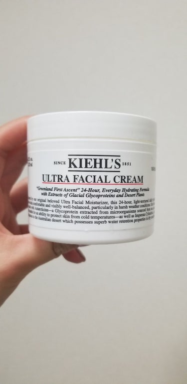 ☆Kiehl's ultra face cream☆

※これはリニューアル前の物になります

キールズ信者になったので、こちらも購入。使い始めてから5ヶ月くらい経ちました。乳液代わりとして使用して良い