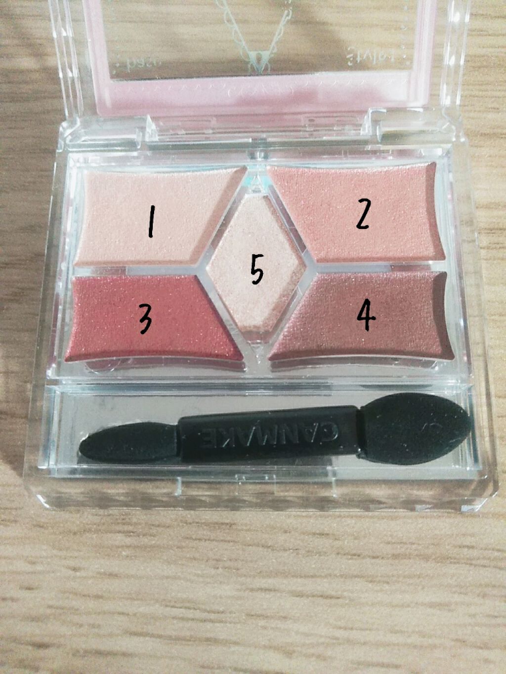 YUNA on LIPS 「このアイシャドウはキャンメイクのアイシャドウの中でも、とても大..」(3枚目)