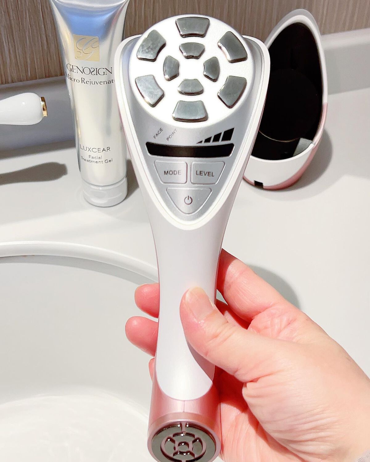 マツコの知らない世界で話題【ルクセラ】ヴィサージュ VISAGE｜LUXCEARの効果に関する口コミ - マツコの知らない世界