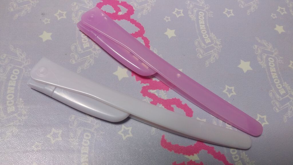 カミソリ(折り畳み式)/DAISO/シェーバーを使ったクチコミ（2枚目）