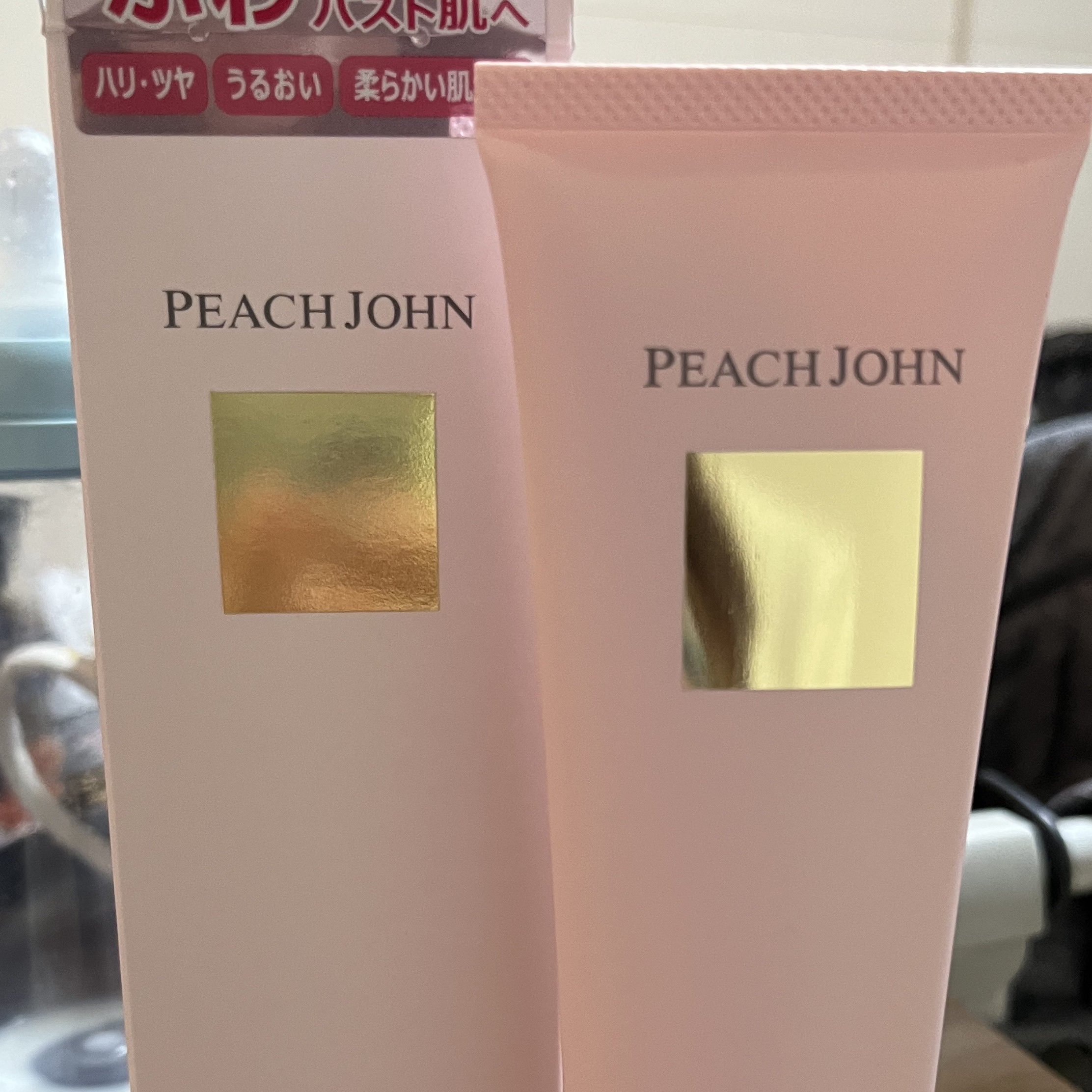 ボムバストクリーム リッチ/PEACH JOHN/バストケア・ヒップケアを使ったクチコミ（1枚目）