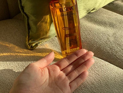 エルセーヴ エクストラオーディナリーオイル エクストラリッチ フィニッシュ/ロレアル パリ/ヘアオイルを使ったクチコミ(2枚目)