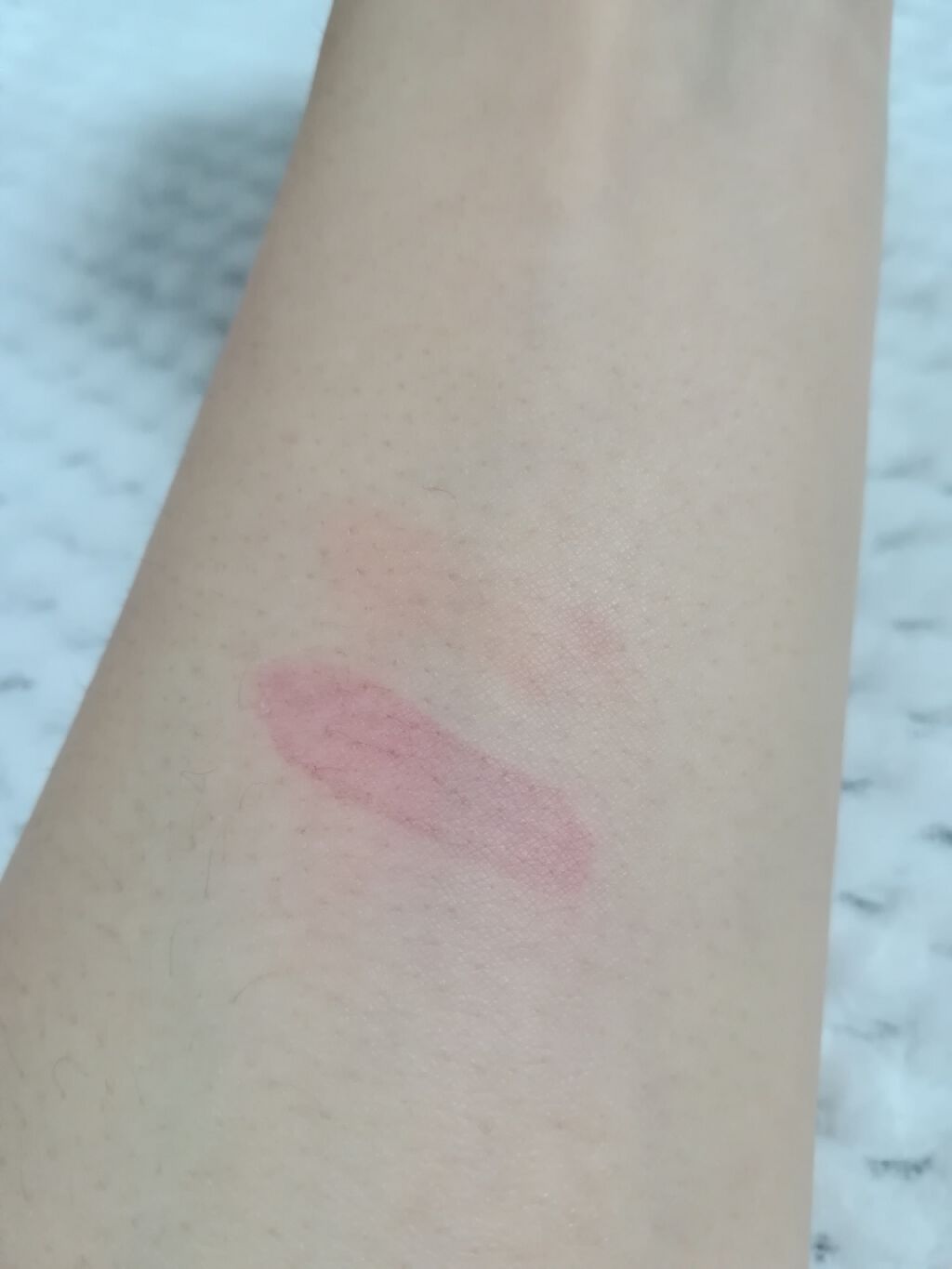 アピュー ジューシーパン ティント/A’pieu/リップティントを使ったクチコミ(4枚目)