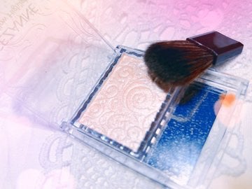 パールグロウハイライト/CEZANNE/パウダーハイライトを使ったクチコミ(2枚目)