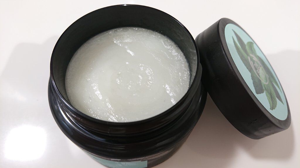 リフレッシュピュアクレンジングヘアスクラブ FGT/THE BODY SHOP/市販シャンプーを使ったクチコミ（2枚目）