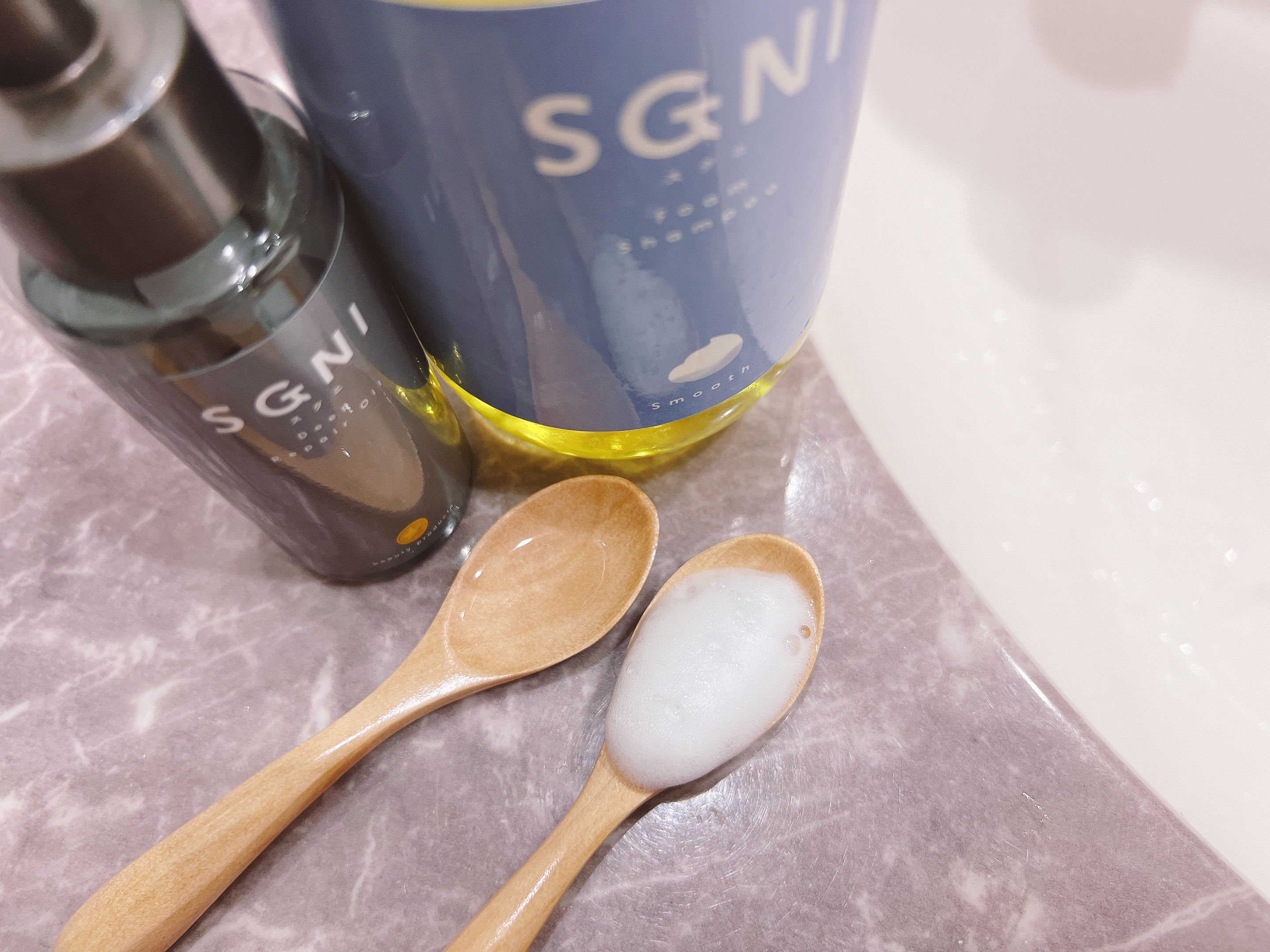 スムース泡シャンプー〈ホワイトティーの香り〉 本体（480ｍL）/SGNI/市販シャンプーを使ったクチコミ（2枚目）