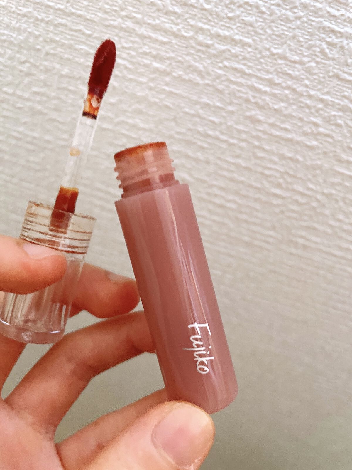 ニュアンスラップティント 04 無花果ベージュ/Fujiko/リップティントを使ったクチコミ（2枚目）