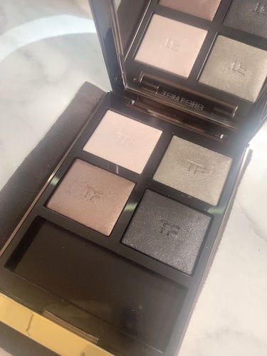 アイ カラー クォード 05A ダブル インデムニティー/TOM FORD BEAUTY/アイシャドウパレットを使ったクチコミ（1枚目）