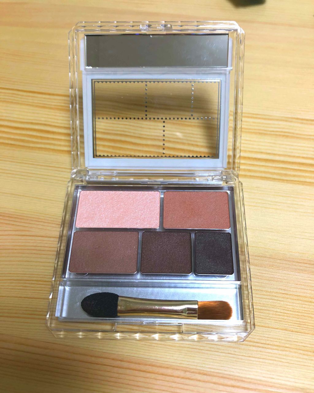 パーフェクトマルチアイズ/キャンメイク/アイシャドウパレットを使ったクチコミ(2枚目)