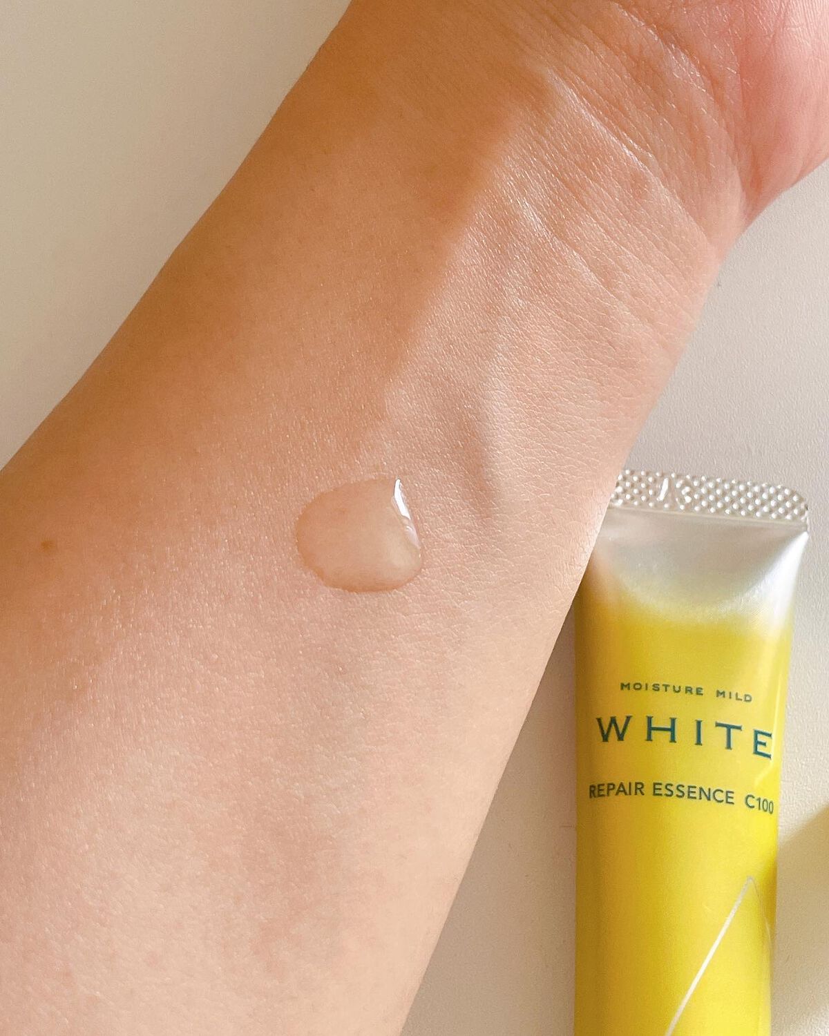 モイスチュアマイルドホワイトリペアエッセンス C100/モイスチュアマイルド ホワイト/美容液を使ったクチコミ(3枚目)