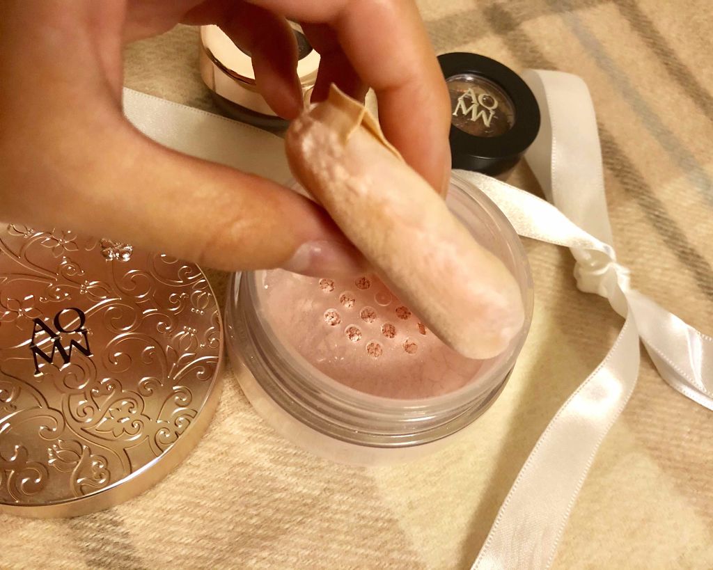 AQ MW フェイスパウダー/DECORTÉ/ルースパウダーを使ったクチコミ(2枚目)