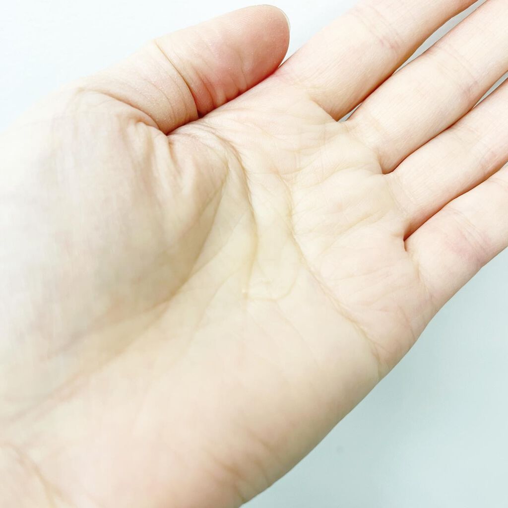 ヘアエッセンスディライトフルオイル 70ml / Hair Essence Delightful Oil 70ml/moremo/ヘアオイルを使ったクチコミ(2枚目)