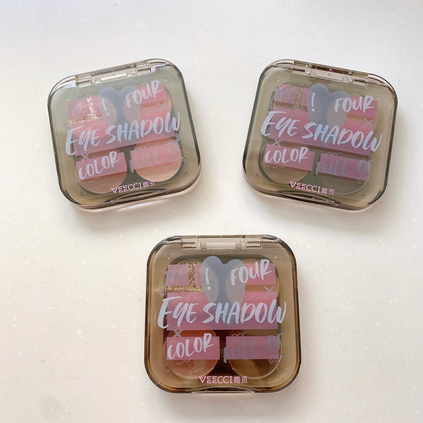スカーレットハートシリーズ4色アイシャドウ/VEECCI/アイシャドウパレットを使ったクチコミ(2枚目)
