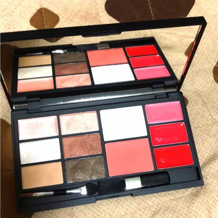 マルチパレット/IT'S DEMO/メイクアップキットを使ったクチコミ(2枚目)