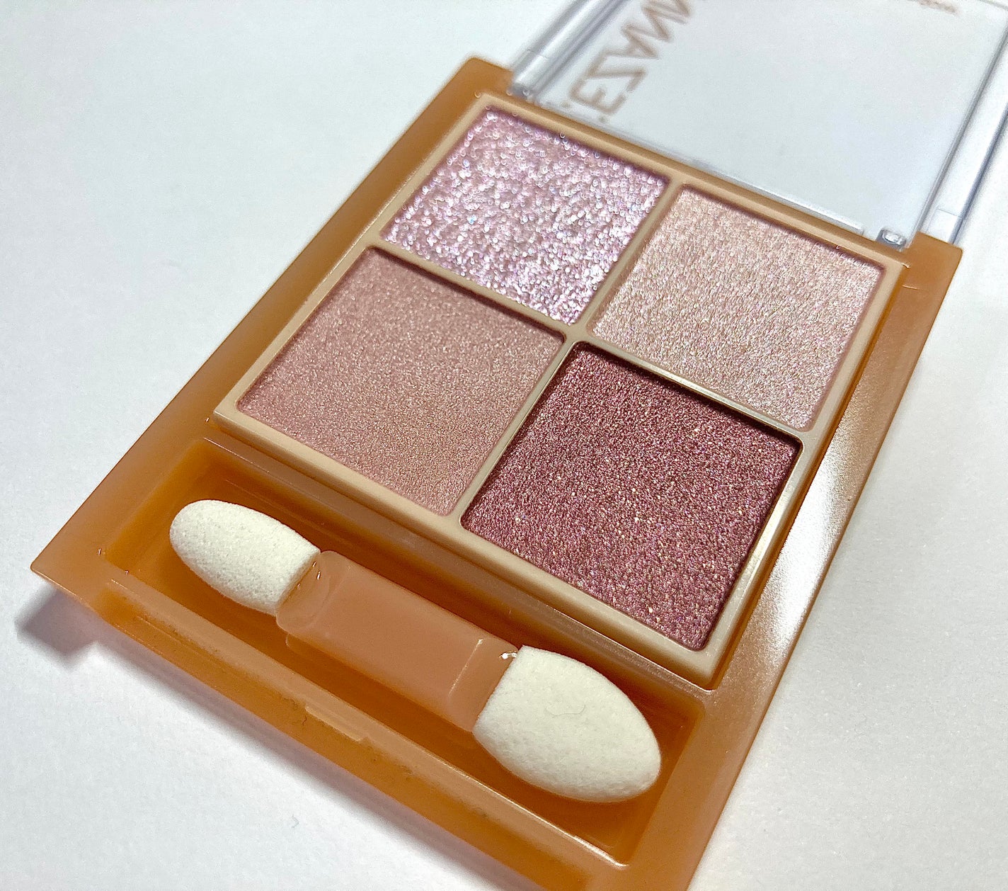 ベージュトーンアイシャドウ/CEZANNE/アイシャドウパレットを使ったクチコミ(3枚目)