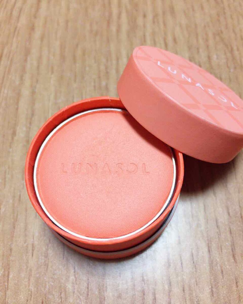 マカロンニュアンスアイズ/LUNASOL/単色アイシャドウを使ったクチコミ（2枚目）